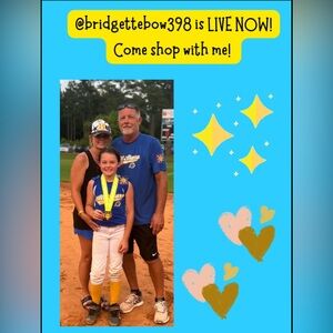 @bridgettebow398 is LIVE 🎀👗👙🌸🛍️